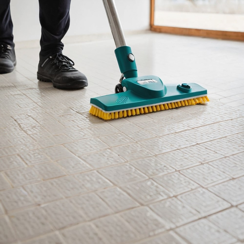 Nettoyage Efficace du Carrelage : Brillance Assurée !
