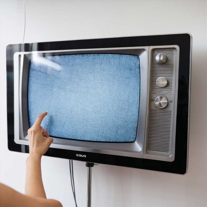 Nettoyer Écran TV : Astuces Sans Traces